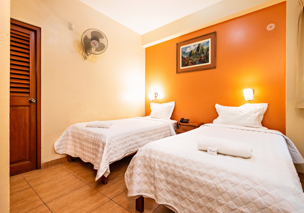 HABITACIÓN DOBLE